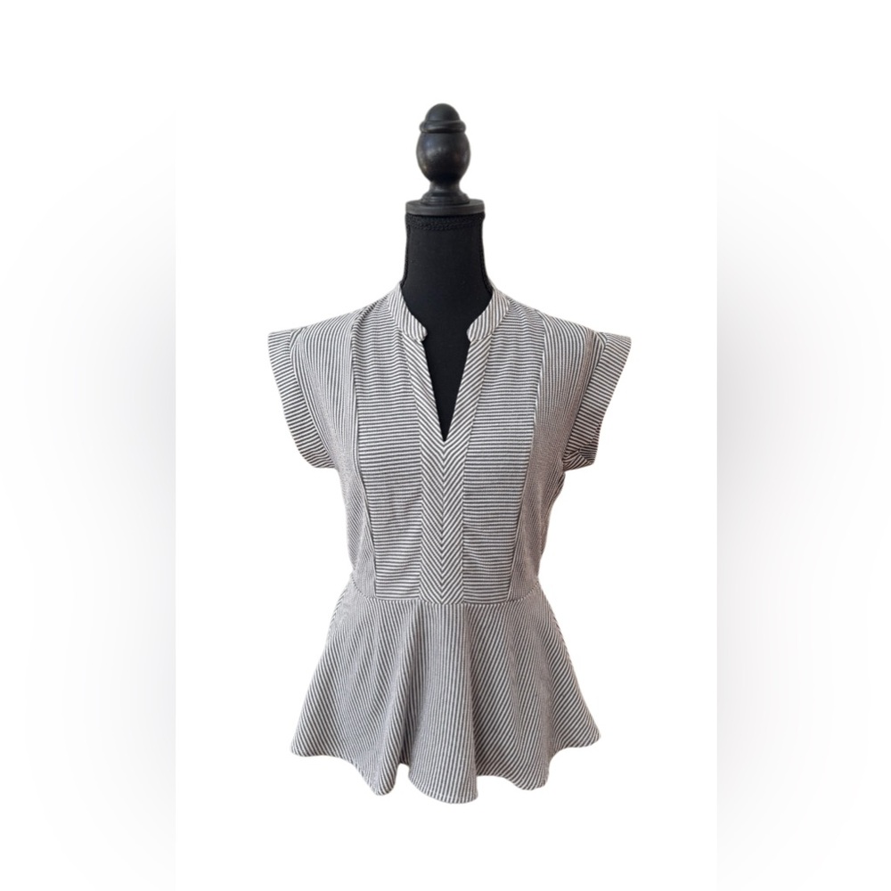 Monteau Charcoal Gray and White Striped Blouse with an Elastic Waistband Medium